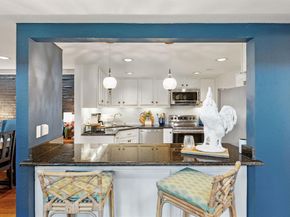 3175  Golden Oak  , Farmers Branch Texas 75234