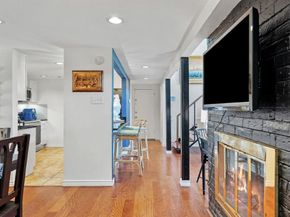 3175  Golden Oak  , Farmers Branch Texas 75234