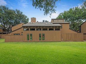 3175  Golden Oak  , Farmers Branch Texas 75234