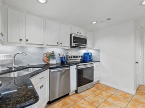 3175  Golden Oak  , Farmers Branch Texas 75234