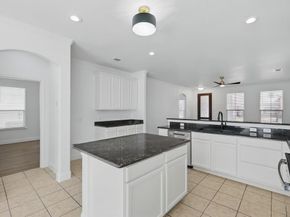 924  Charleston Lane , Savannah Texas 76227