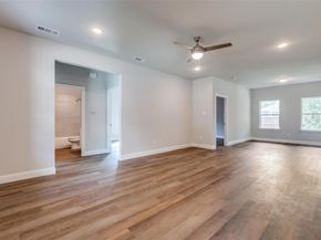 2726  Lawrence Street , Dallas Texas 75215