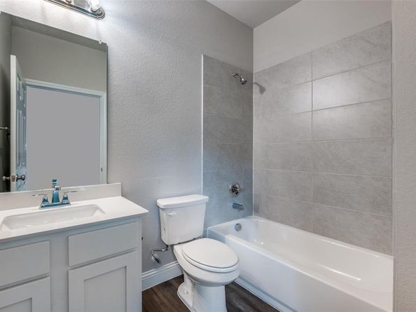 2726  Lawrence Street , Dallas Texas 75215