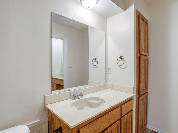 2862  Southpark Lane , Fort Worth Texas 76133