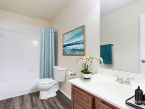 2513  Tan Oak Drive , Dallas Texas 75212