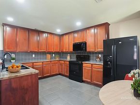 2513  Tan Oak Drive , Dallas Texas 75212