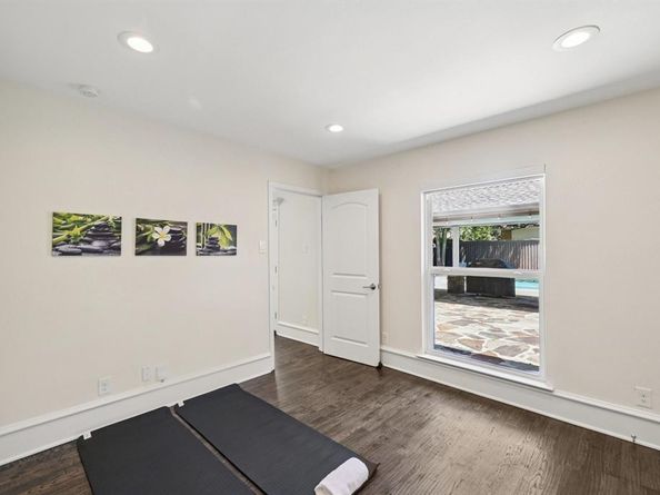 7023  Lupton Drive , Dallas Texas 75225