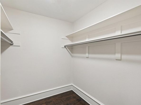 7023  Lupton Drive , Dallas Texas 75225