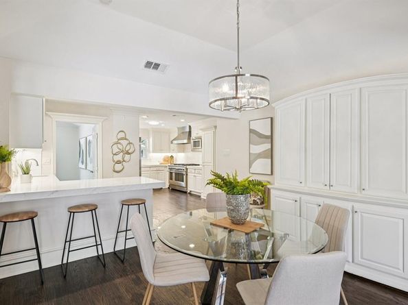 7023  Lupton Drive , Dallas Texas 75225