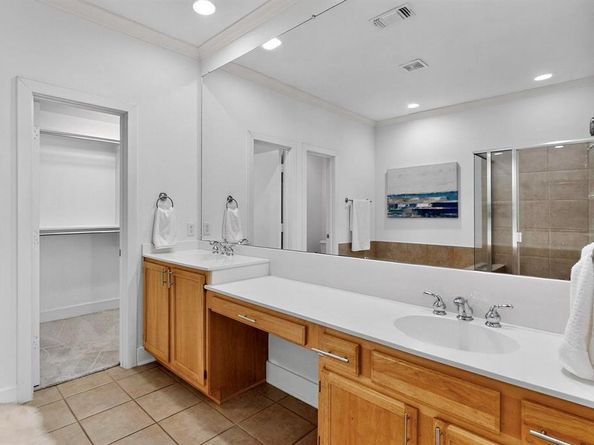 4112  Lafayette Street , Dallas Texas 75204