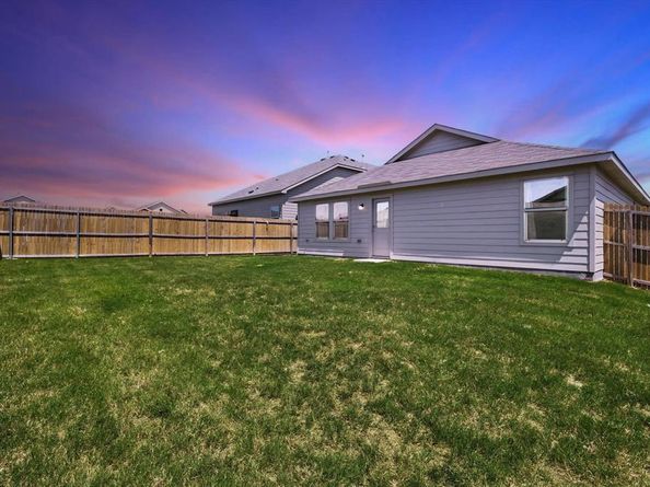 357  Dry Canyon Way , Fort Worth Texas 76052