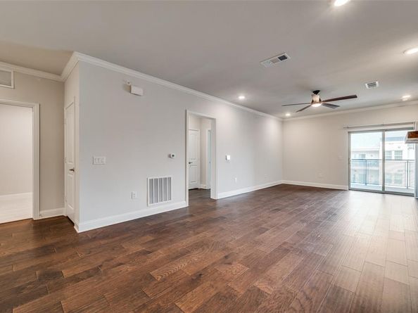 651 N Watters Road  8402, Allen Texas 75013