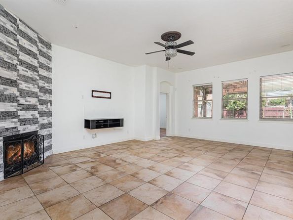 601  Valencia Drive , Arlington Texas 76002