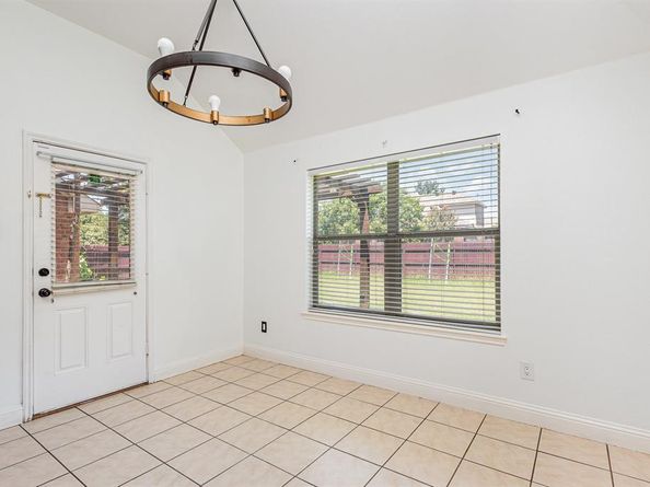 601  Valencia Drive , Arlington Texas 76002