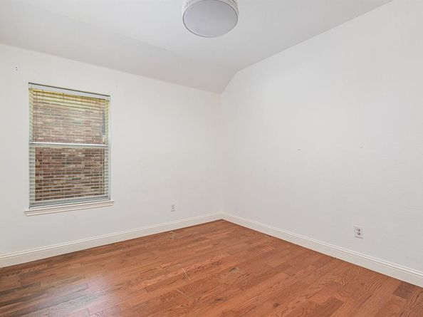 601  Valencia Drive , Arlington Texas 76002