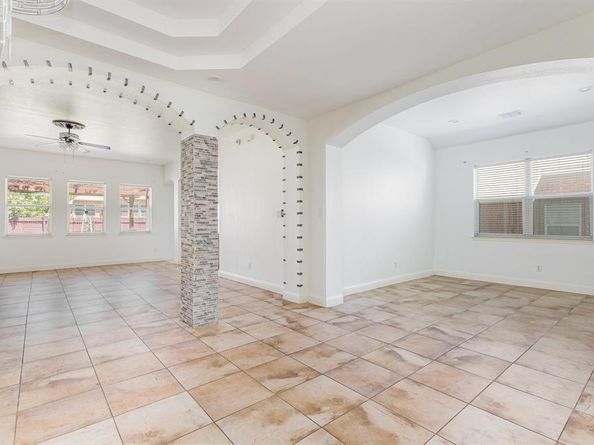 601  Valencia Drive , Arlington Texas 76002