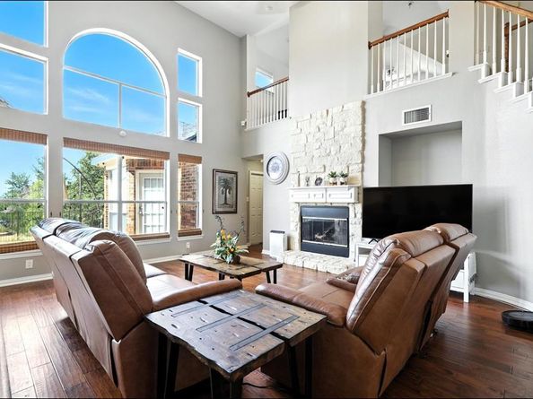 2322  Balleybrooke Drive , Lewisville Texas 75077