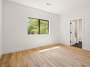 6906  Clayton Avenue , Dallas Texas 75214