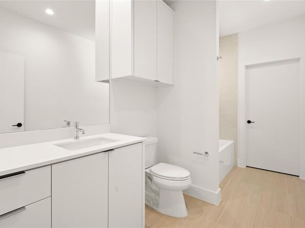 6906  Clayton Avenue , Dallas Texas 75214