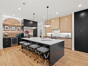 6906  Clayton Avenue , Dallas Texas 75214