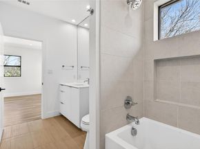 6906  Clayton Avenue , Dallas Texas 75214