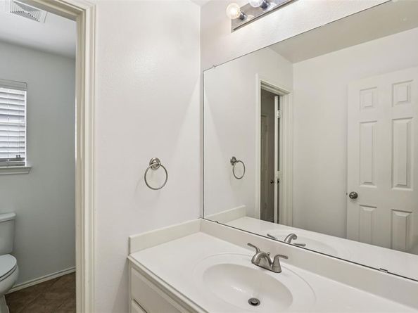 604  Maple Leaf Lane , McKinney Texas 75071
