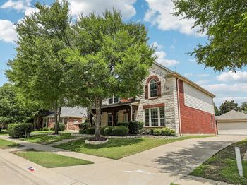 604  Maple Leaf Lane 