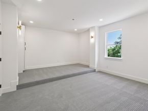 1954  Toronto Street , Dallas Texas 75212