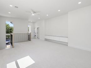 1954  Toronto Street , Dallas Texas 75212
