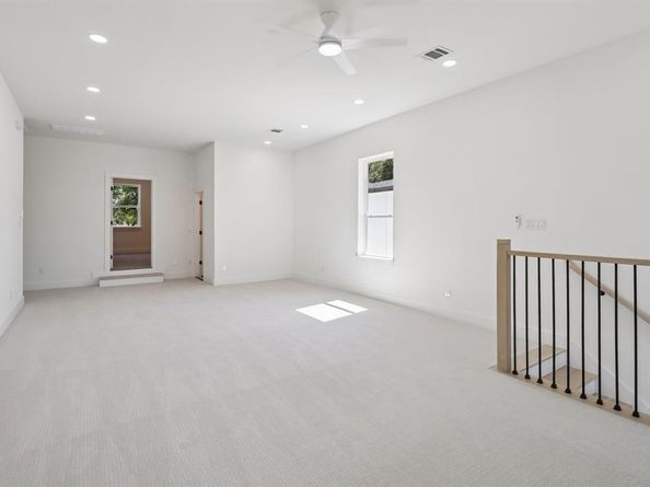 1954  Toronto Street , Dallas Texas 75212