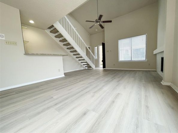 541  Ranch Trail  176, Irving Texas 75063