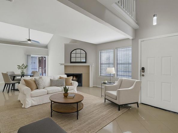 5015  Clover Haven Street , Dallas Texas 75227