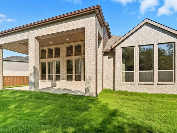 1858  Costa Verde Drive , McLendon Chisholm Texas 75032