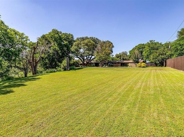 3725  Autumn Drive , Fort Worth Texas 76109