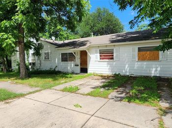 4050  Meadowbrook Drive 