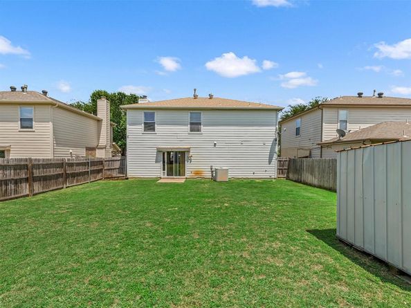 8513  Horse Whisper Lane , Fort Worth Texas 76131