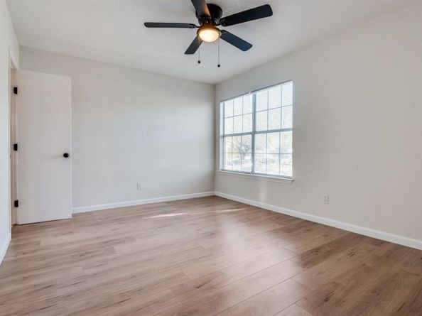 2012  Tennessee Avenue , Dallas Texas 75224