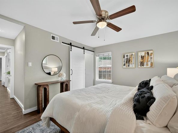 9026  Leaside Drive , Dallas Texas 75238
