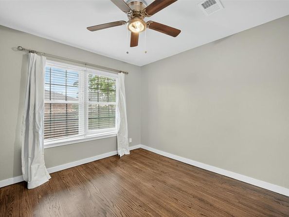 9026  Leaside Drive , Dallas Texas 75238