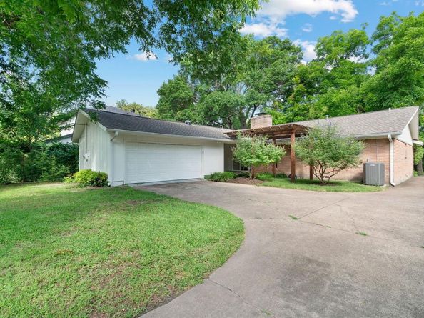 11830  Dixfield Drive , Dallas Texas 75218