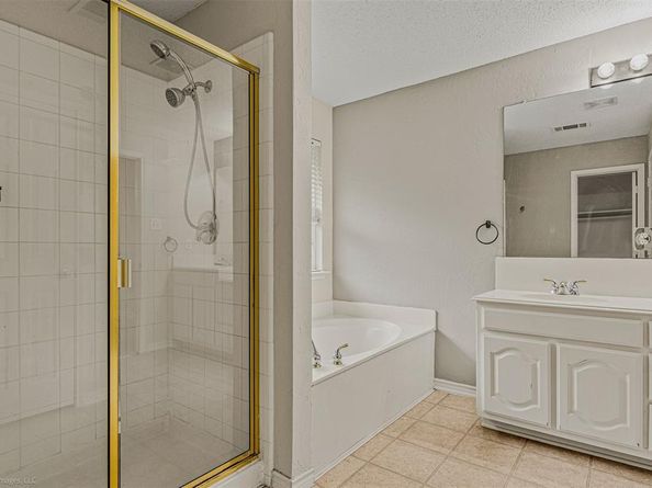 796  Oak Hollow Lane , Rockwall Texas 75087