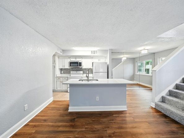 2312  Balsam Drive  A206, Arlington Texas 76006
