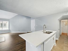 2312  Balsam Drive  A206, Arlington Texas 76006