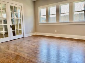 714  Beacon  , Dallas Texas 75214