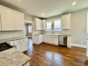 714  Beacon  , Dallas Texas 75214
