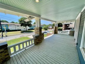 714  Beacon  , Dallas Texas 75214
