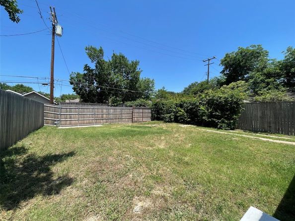 714  Beacon  , Dallas Texas 75214