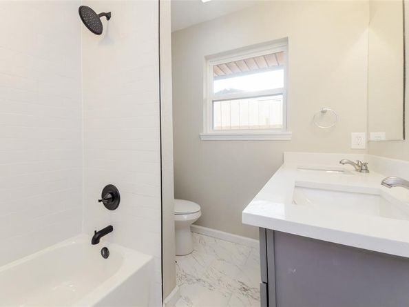3343  Norcross Lane , Dallas Texas 75229