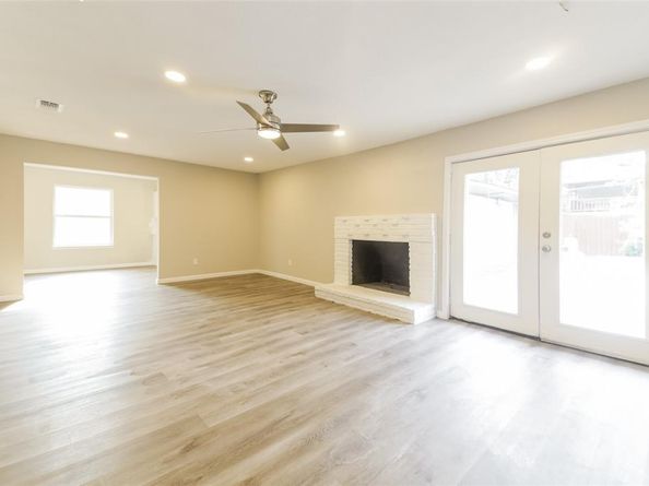 3343  Norcross Lane , Dallas Texas 75229
