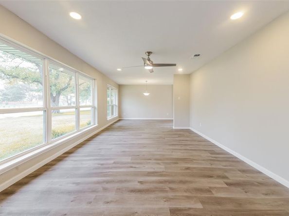 3343  Norcross Lane , Dallas Texas 75229